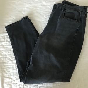 American eagle Curvy mom jean size 14 regular